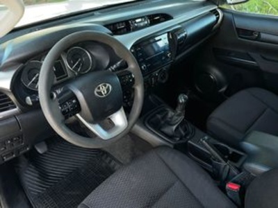 Toyota Hilux 2.4 D-4D DC GX Plus 110 kW (150 CV) Toyota Hilux 2.4 D-4D DC GX Plus 110 kW (150 CV)