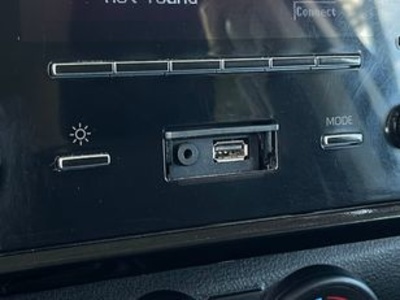 Toyota Hilux 2.4 D-4D DC GX Plus 110 kW (150 CV) Toyota Hilux 2.4 D-4D DC GX Plus 110 kW (150 CV)