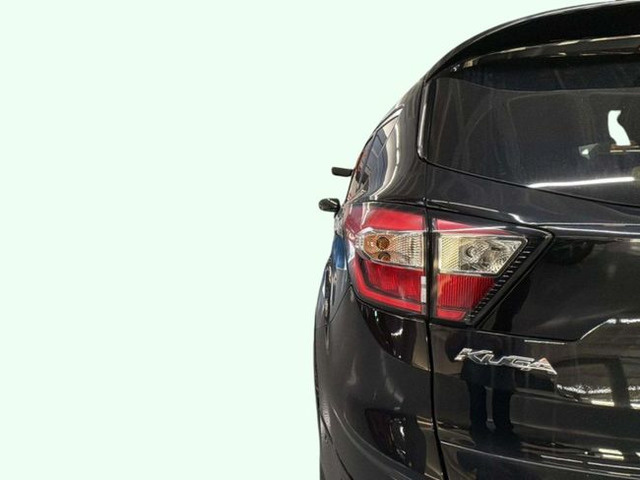 FordKuga 2.0 TDCI ST-LIne Limited Edition 4x2 110 kW (150 CV) Vehículo usado en Barcelona - 22