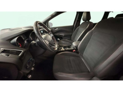 Ford Kuga 2.0 TDCI ST-LIne Limited Edition 4x2 110 kW (150 CV) Ford Kuga 2.0 TDCI ST-LIne Limited Edition 4x2 110 kW (150 CV)