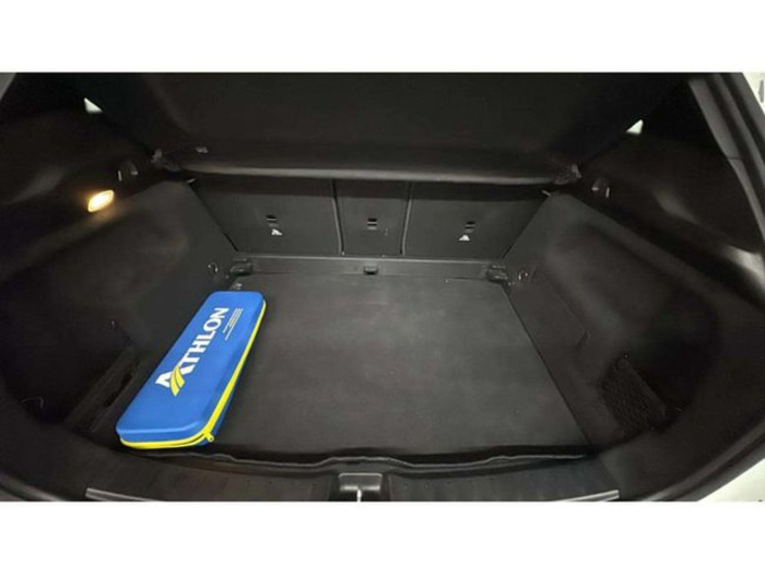 Mercedes-BenzGLA 200 D 110 kW (150 CV) Vehículo usado en Barcelona - 19 Mercedes-BenzGLA 200 D 110 kW (150 CV) Vehículo usado en Barcelona - 19