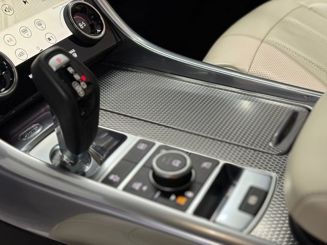 Land RoverRange Rover Sport 2.0 Si4 PHEV HSE Dynamic 297 kW (404 CV) Vehículo usado en Barcelona - 24