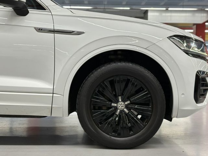 VolkswagenTouareg Premium 3.0 TDI 4Motion 170 kW (231 CV) Tiptronic Vehículo usado en Barcelona - 8 VolkswagenTouareg Premium 3.0 TDI 4Motion 170 kW (231 CV) Tiptronic Vehículo usado en Barcelona - 8