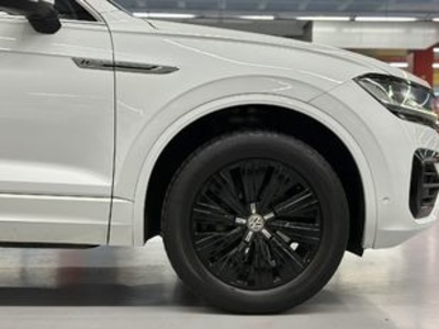 Volkswagen Touareg Premium 3.0 TDI 4Motion 170 kW (231 CV) Tiptronic Volkswagen Touareg Premium 3.0 TDI 4Motion 170 kW (231 CV) Tiptronic