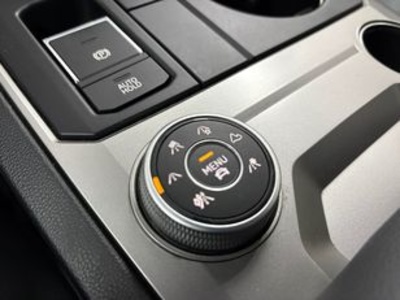 Volkswagen Touareg Premium 3.0 TDI 4Motion 170 kW (231 CV) Tiptronic Volkswagen Touareg Premium 3.0 TDI 4Motion 170 kW (231 CV) Tiptronic