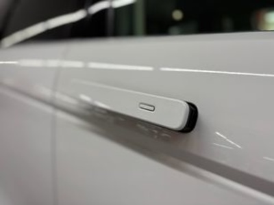 Land Rover Range Rover Evoque P200 MHEV S 4WD Auto 147 kW (200 CV) Land Rover Range Rover Evoque P200 MHEV S 4WD Auto 147 kW (200 CV)