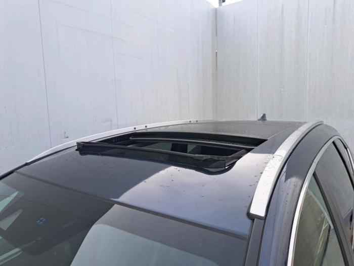 HondaCR-V 2.0 i-MMD Executive 4x4 135 kW (184 CV) Vehículo usado en Barcelona - 10 HondaCR-V 2.0 i-MMD Executive 4x4 135 kW (184 CV) Vehículo usado en Barcelona - 10