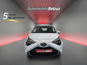 Toyota Aygo 1.0 70 x-play 53 kW (72 CV)