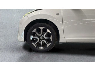 Toyota Aygo 1.0 70 x-play 53 kW (72 CV)