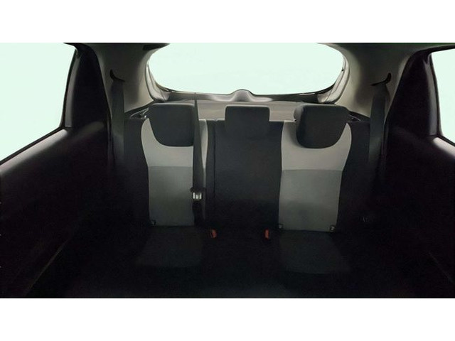 ToyotaYaris 1.5 Hybrid Active 74 kW (100 CV) Vehículo usado en Barcelona - 8