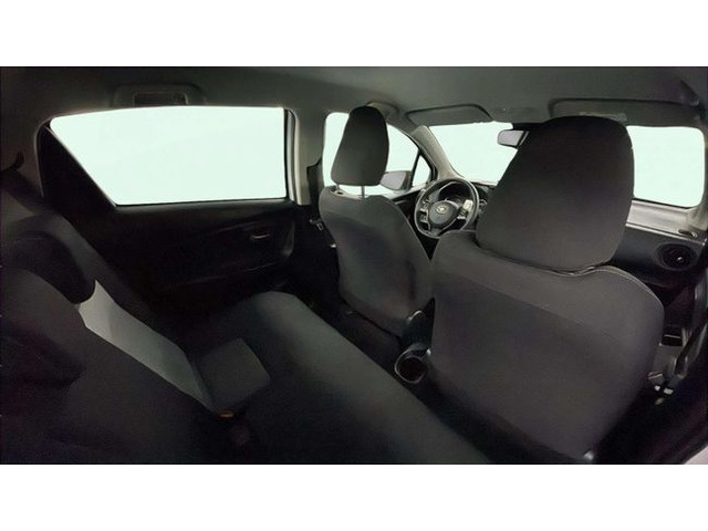 ToyotaYaris 1.5 Hybrid Active 74 kW (100 CV) Vehículo usado en Barcelona - 11