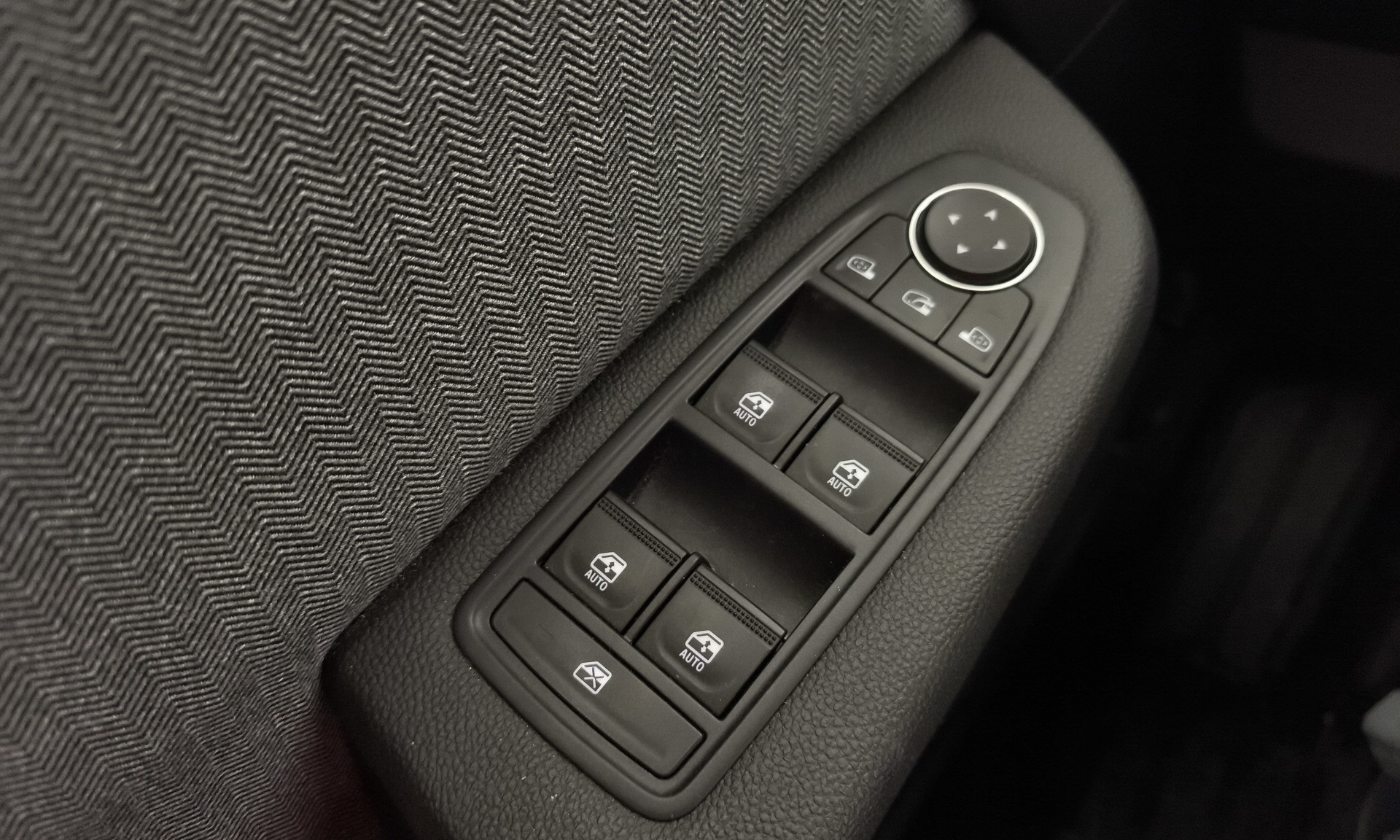 Renault Clio Techno E-Tech full Híbrido 105 kW (143 CV) - 25