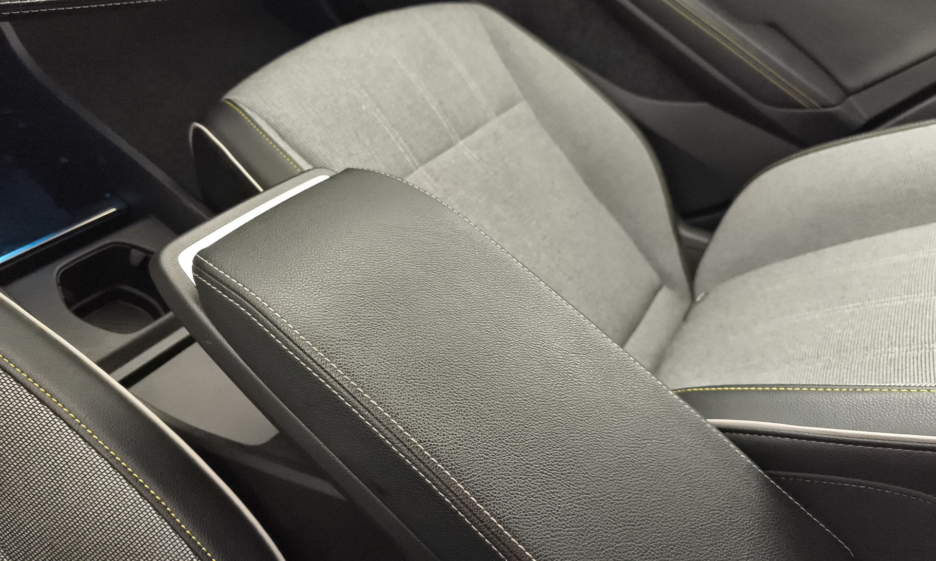 Renault Megane E-Tech Techno EV60 160 kW (218 CV) optimum charge - 24