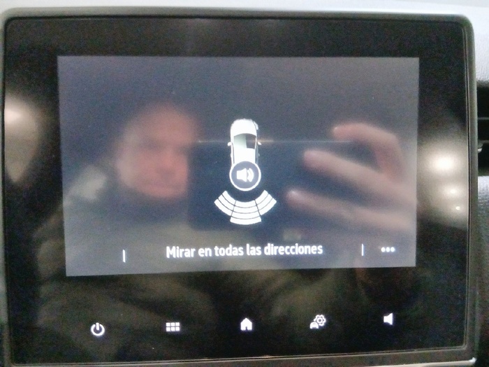 Renault Clio Intens TCe 66 kW (90 CV) - 17 Renault Clio Intens TCe 66 kW (90 CV) - 17