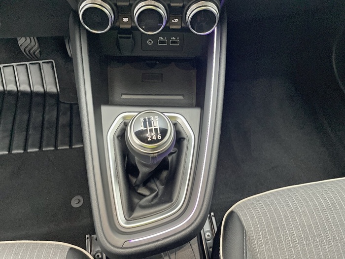 Renault Clio Techno Eco-G 74 kW (100 CV) - 7 Renault Clio Techno Eco-G 74 kW (100 CV) - 7