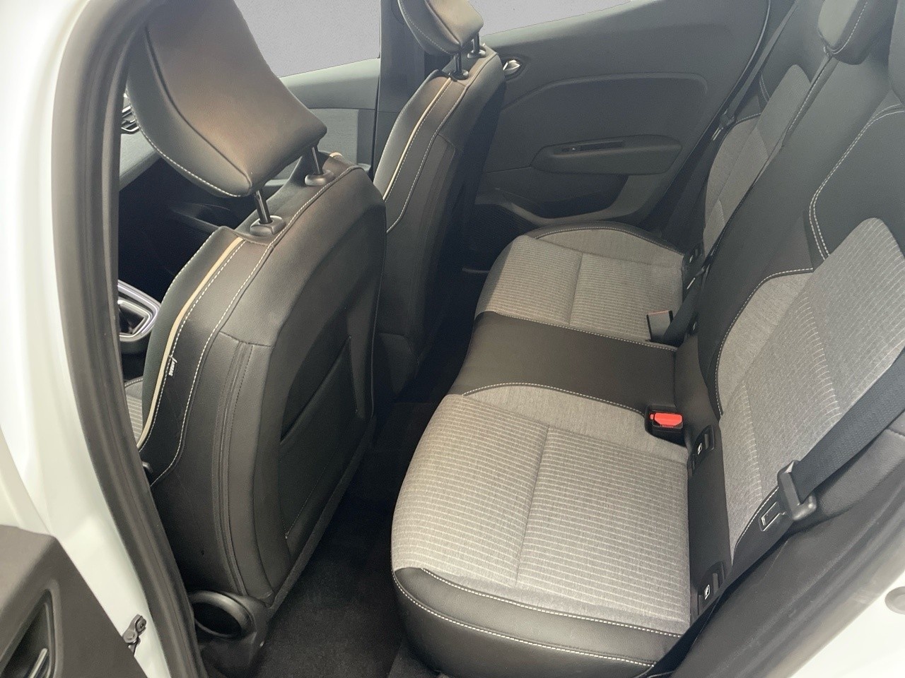 Renault Clio Techno Eco-G 74 kW (100 CV) - 9