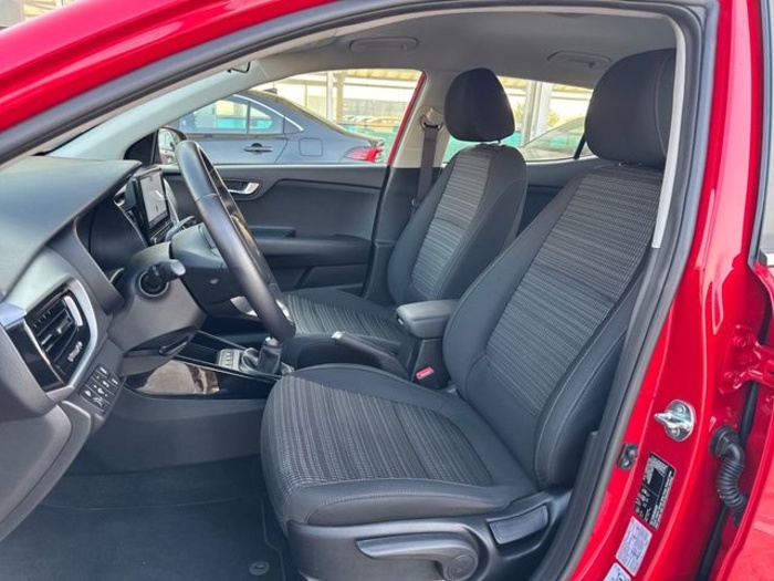 KiaStonic 1.0 T-GDi MHEV Drive 74 kW (100 CV) Vehículo usado en Barcelona - 8 KiaStonic 1.0 T-GDi MHEV Drive 74 kW (100 CV) Vehículo usado en Barcelona - 8