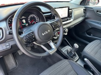 Kia Stonic 1.0 T-GDi MHEV Drive 74 kW (100 CV) Kia Stonic 1.0 T-GDi MHEV Drive 74 kW (100 CV)