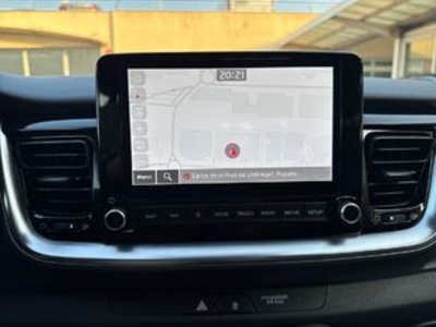 Kia Stonic 1.0 T-GDi MHEV Drive 74 kW (100 CV) Kia Stonic 1.0 T-GDi MHEV Drive 74 kW (100 CV)