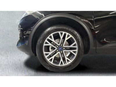 Ford Kuga 2.5 Duratec FHEV Titanium Auto 140 kW (190 CV) Ford Kuga 2.5 Duratec FHEV Titanium Auto 140 kW (190 CV)