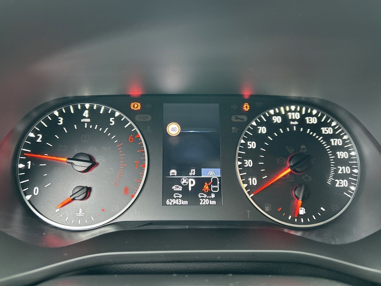 Renault Arkana Equilibre TCe 140 Microhíbrido EDC 103 kW (140 CV) - 8