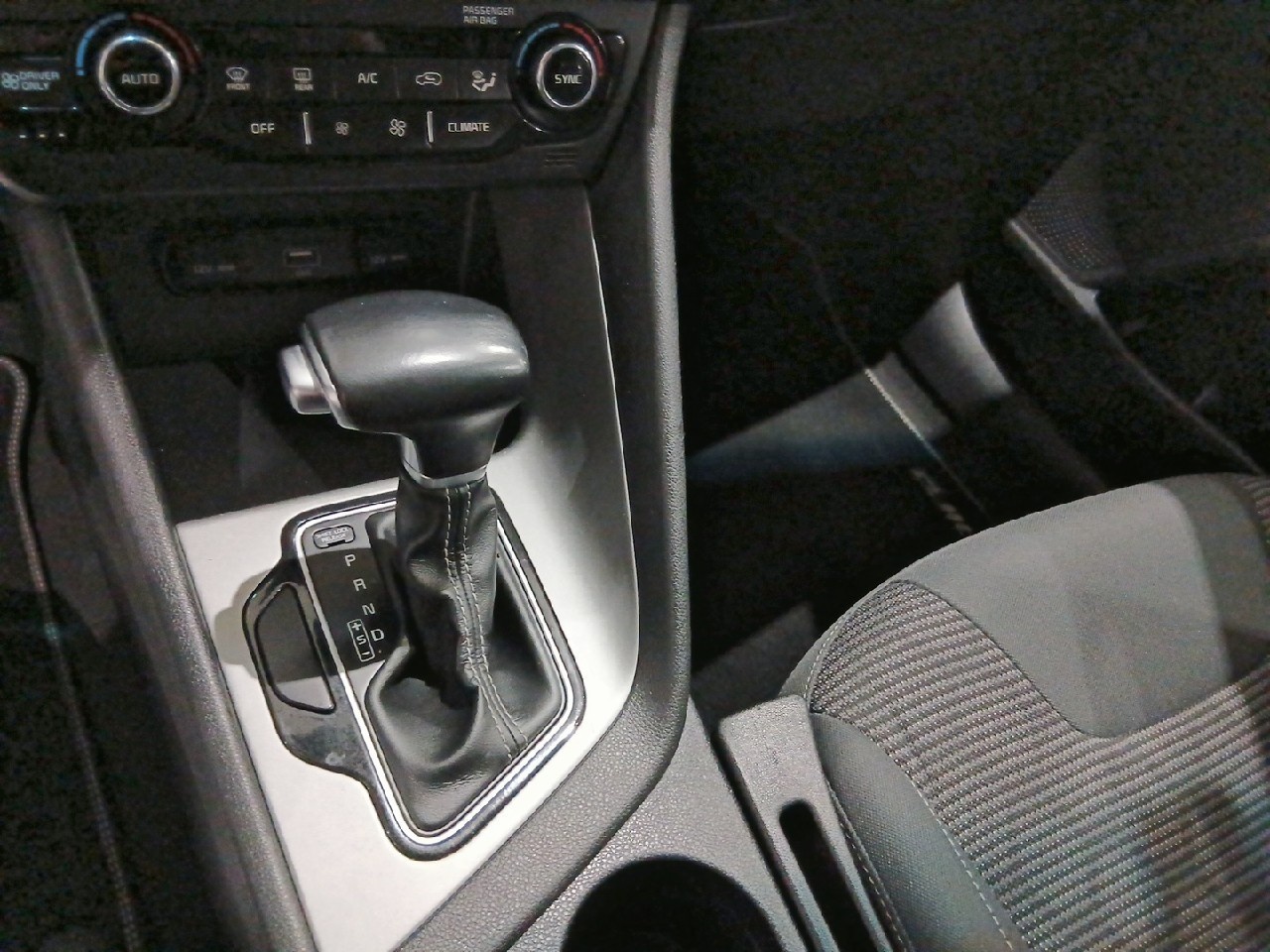 Kia Niro 1.6 GDi HEV Emotion 104 kW (141 CV) - 7