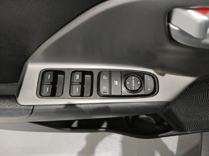 Kia Niro 1.6 GDi HEV Emotion 104 kW (141 CV) - 13 Kia Niro 1.6 GDi HEV Emotion 104 kW (141 CV) - 13