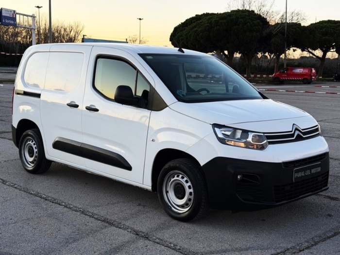 CitroenBerlingo Furgon BlueHDi 100 Talla M Control 75 kW (102 CV) Vehículo usado en Barcelona - 1 CitroenBerlingo Furgon BlueHDi 100 Talla M Control 75 kW (102 CV) Vehículo usado en Barcelona - 1