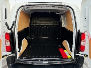 Citroen Berlingo Furgon BlueHDi 100 Talla M Control 75 kW (102 CV)