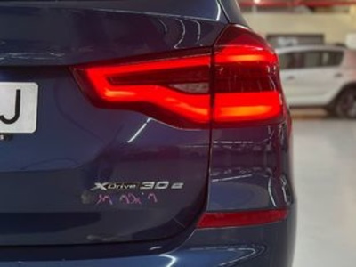 BMW X3 xDrive30e 215 kW (292 CV) BMW X3 xDrive30e 215 kW (292 CV)