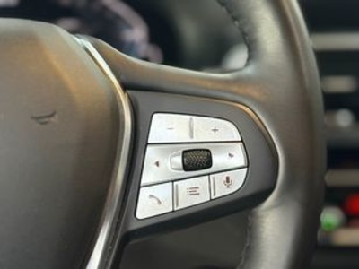 BMW X3 xDrive30e 215 kW (292 CV) BMW X3 xDrive30e 215 kW (292 CV)