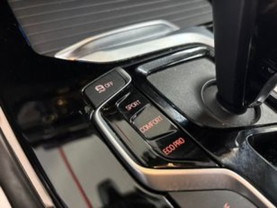 BMW X3 xDrive30e 215 kW (292 CV) BMW X3 xDrive30e 215 kW (292 CV)