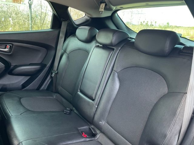 Hyundaiix35 1.6 GDi BlueDrive Tecno 4x2 99 kW (135 CV) Vehículo usado en Barcelona - 12