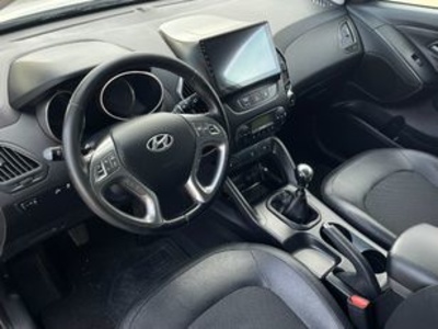 Hyundai ix35 1.6 GDi BlueDrive Tecno 4x2 99 kW (135 CV) Hyundai ix35 1.6 GDi BlueDrive Tecno 4x2 99 kW (135 CV)
