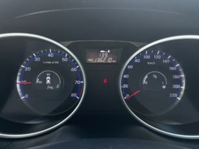 Hyundai ix35 1.6 GDi BlueDrive Tecno 4x2 99 kW (135 CV) Hyundai ix35 1.6 GDi BlueDrive Tecno 4x2 99 kW (135 CV)