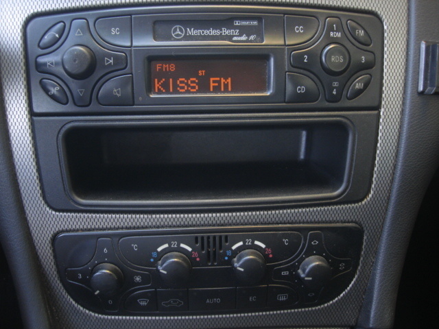 Mercedes-BenzClase C C Sportcoupe 220 CDI 105 kW (143 CV) Vehículo usado en Barcelona - 16