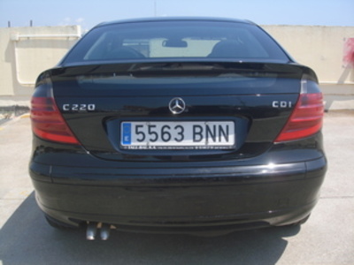 Mercedes-Benz Clase C C Sportcoupe 220 CDI 105 kW (143 CV) Mercedes-Benz Clase C C Sportcoupe 220 CDI 105 kW (143 CV)