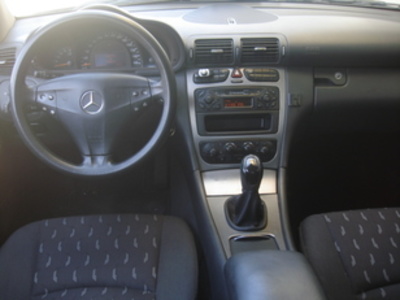 Mercedes-Benz Clase C C Sportcoupe 220 CDI 105 kW (143 CV) Mercedes-Benz Clase C C Sportcoupe 220 CDI 105 kW (143 CV)