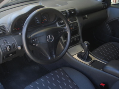 Mercedes-Benz Clase C C Sportcoupe 220 CDI 105 kW (143 CV) Mercedes-Benz Clase C C Sportcoupe 220 CDI 105 kW (143 CV)