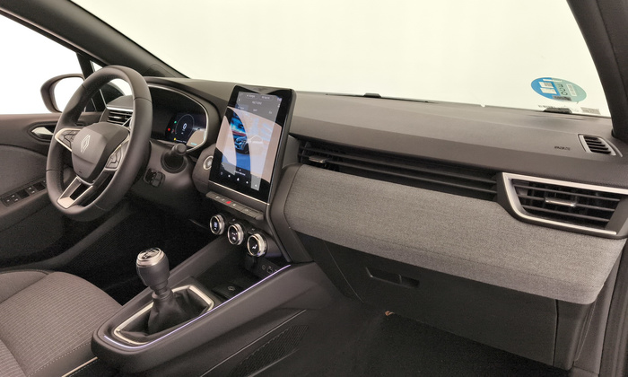 Renault Clio Techno Eco-G 74 kW (100 CV) - 15 Renault Clio Techno Eco-G 74 kW (100 CV) - 15