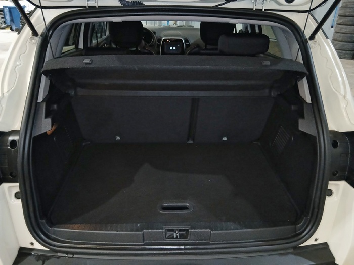 Renault Captur Limited Energy TCe 66 kW (90 CV) - 6 Renault Captur Limited Energy TCe 66 kW (90 CV) - 6