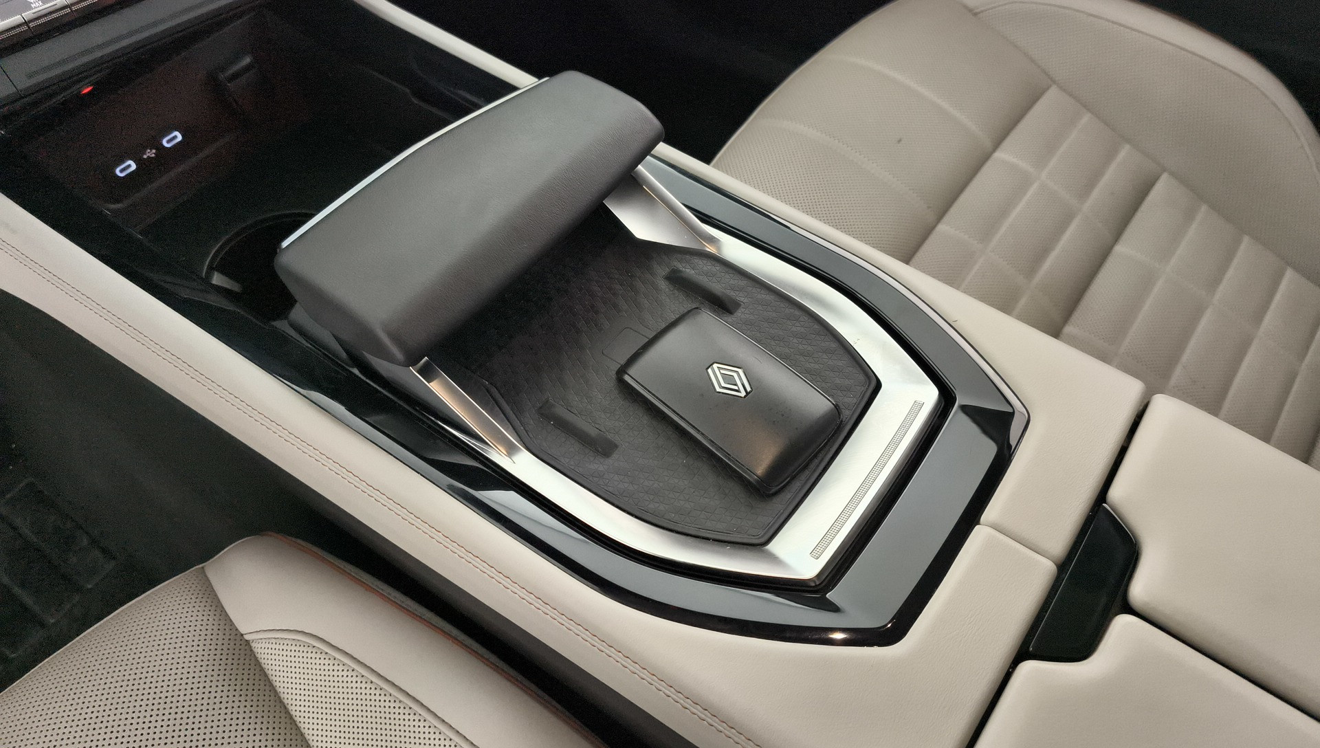 Renault Espace E-Tech 200 full hybrid Iconic 147 kW (200 CV) - 24