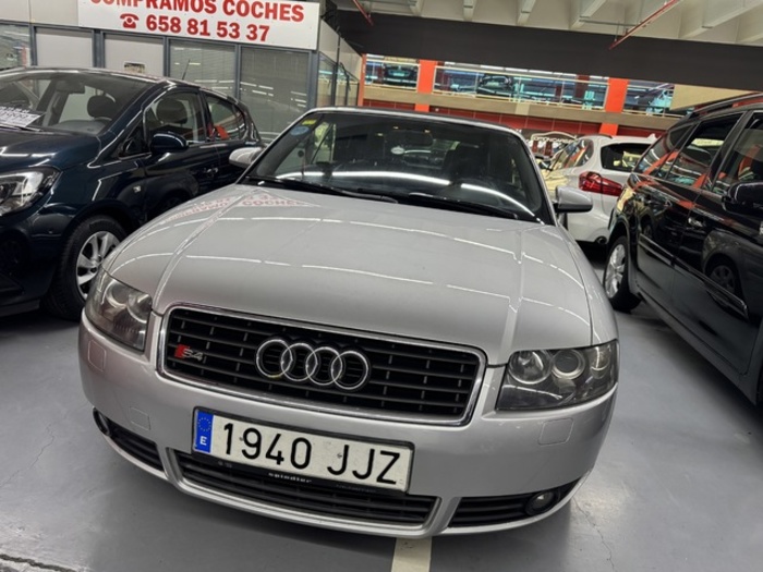 AudiA4 Cabrio 2.4 125 kW (170 CV) Vehículo usado en Barcelona - 4 AudiA4 Cabrio 2.4 125 kW (170 CV) Vehículo usado en Barcelona - 4
