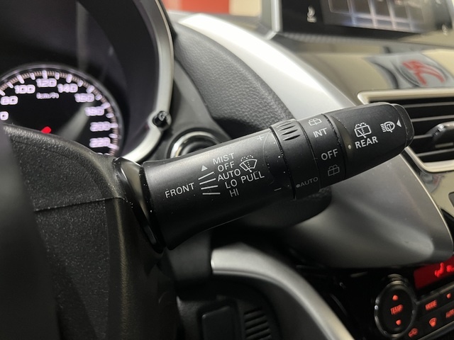 MitsubishiEclipse Cross 150T Motion 2WD 120 kW (163 CV) Vehículo usado en Barcelona - 19