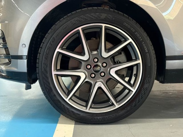 Land RoverRange Rover Velar 2.0 I4 PHEV R-Dynamic HSE 4WD Auto 297 kW (404 CV) Vehículo usado en Barcelona - 9 Land RoverRange Rover Velar 2.0 I4 PHEV R-Dynamic HSE 4WD Auto 297 kW (404 CV) Vehículo usado en Barcelona - 9