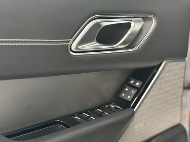 Land RoverRange Rover Velar 2.0 I4 PHEV R-Dynamic HSE 4WD Auto 297 kW (404 CV) Vehículo usado en Barcelona - 16