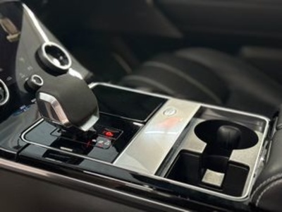 Land Rover Range Rover Velar 2.0 I4 PHEV R-Dynamic HSE 4WD Auto 297 kW (404 CV) Land Rover Range Rover Velar 2.0 I4 PHEV R-Dynamic HSE 4WD Auto 297 kW (404 CV)