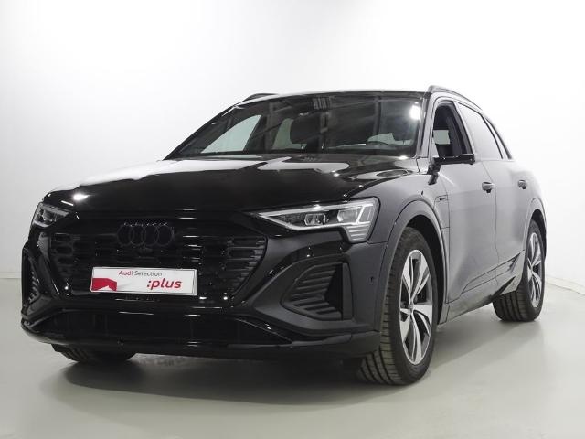 AudiQ8 e-tron S line 55 quattro 300 kW (408 CV)
