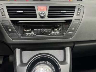 Citroen Grand C4 Picasso 1.6 VTi Millenium 88 kW (120 CV) Citroen Grand C4 Picasso 1.6 VTi Millenium 88 kW (120 CV)