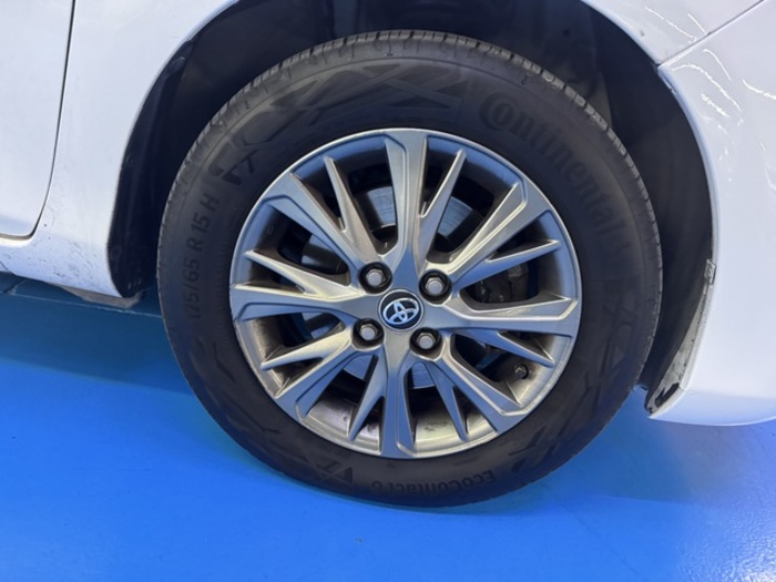 ToyotaYaris 1.5 100H Active 74 kW (100 CV) Vehículo usado en Barcelona - 5 ToyotaYaris 1.5 100H Active 74 kW (100 CV) Vehículo usado en Barcelona - 5